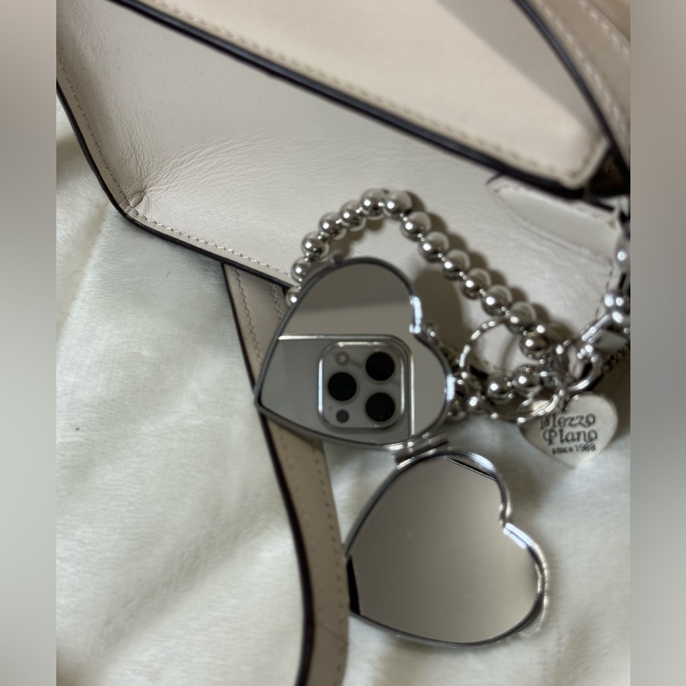 Bagcharm - Picture 4 of 4